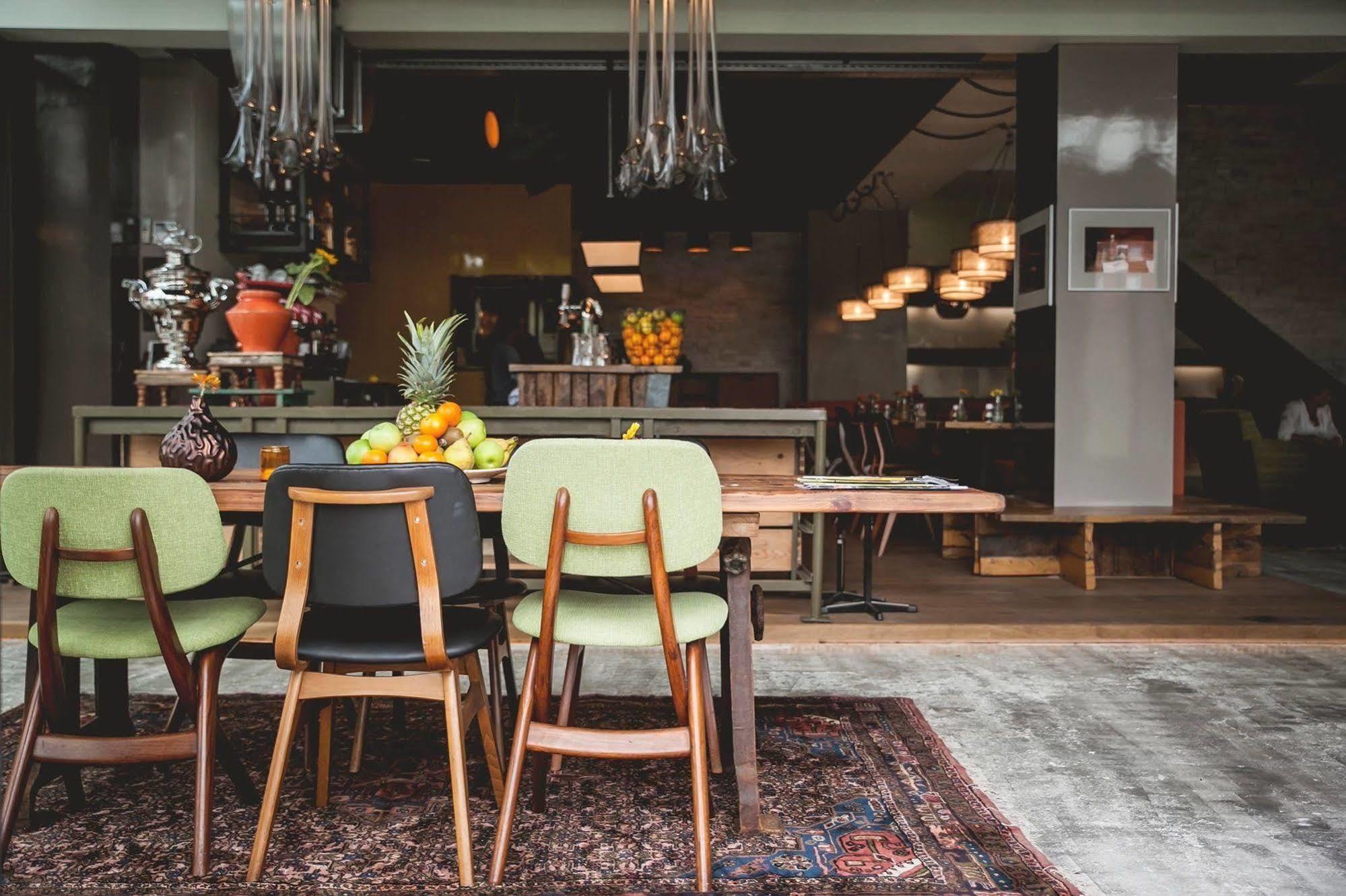 Hotel Finn Almere Bagian luar foto